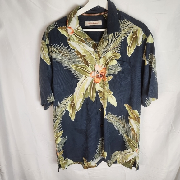 Tommy Bahama Other - Tommy Bahama 100% Silk Short Sleeve Shirt Size M